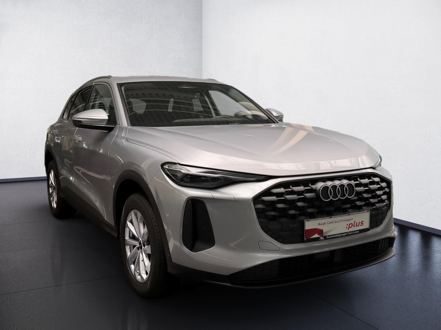 Bild über Audi Q5 SUV TFSI 150 kW S tronic - für weitere Informationen kontaktieren Sie den Audi Partner