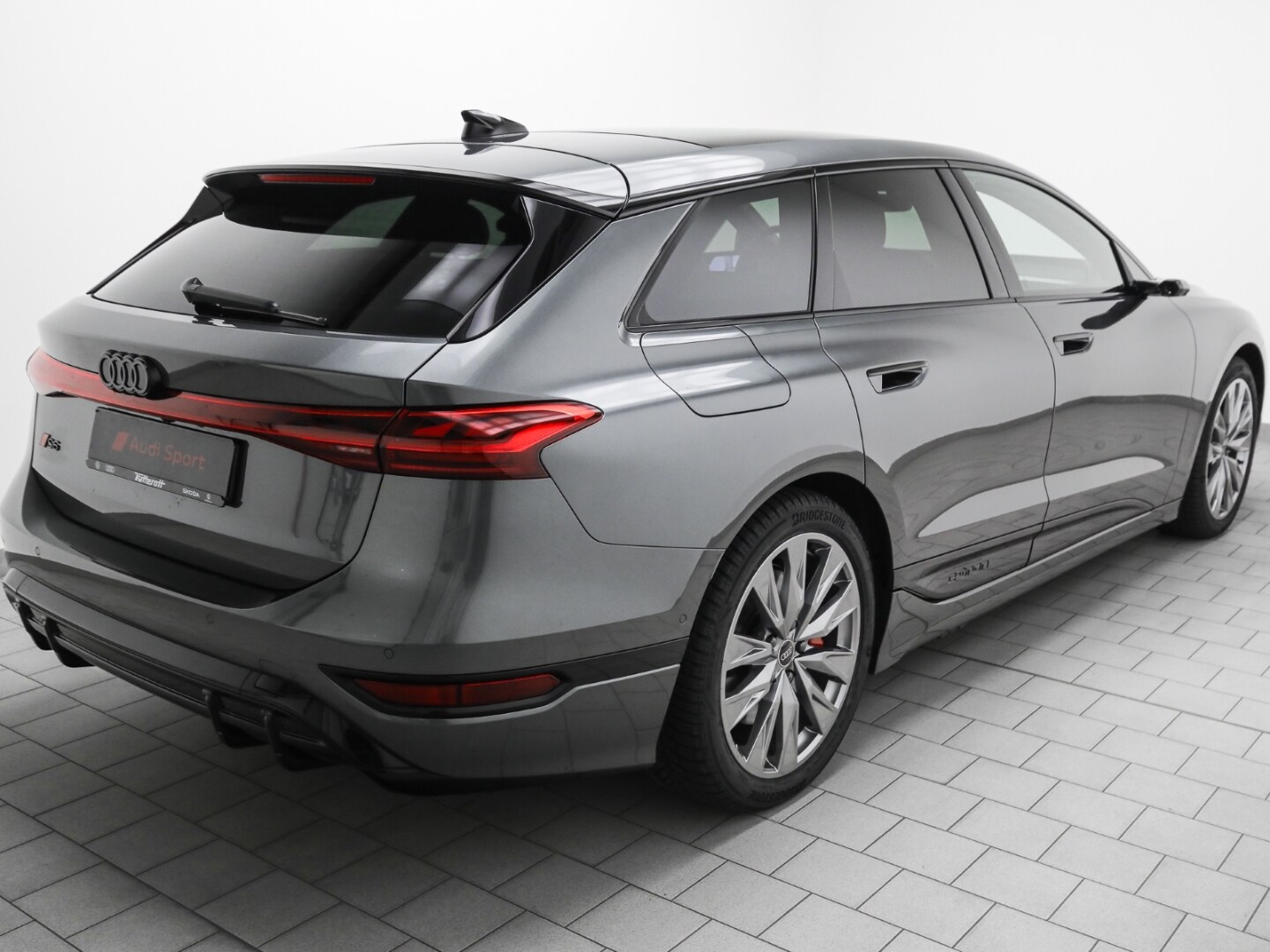 Image about Audi S6 Avant e-tron e-tron