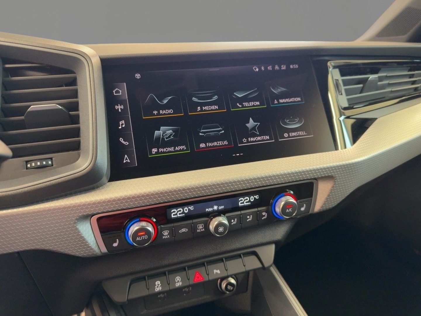 Bild über Audi A1 allstreet 35 TFSI S tronic - für weitere Informationen kontaktieren Sie den Audi Partner