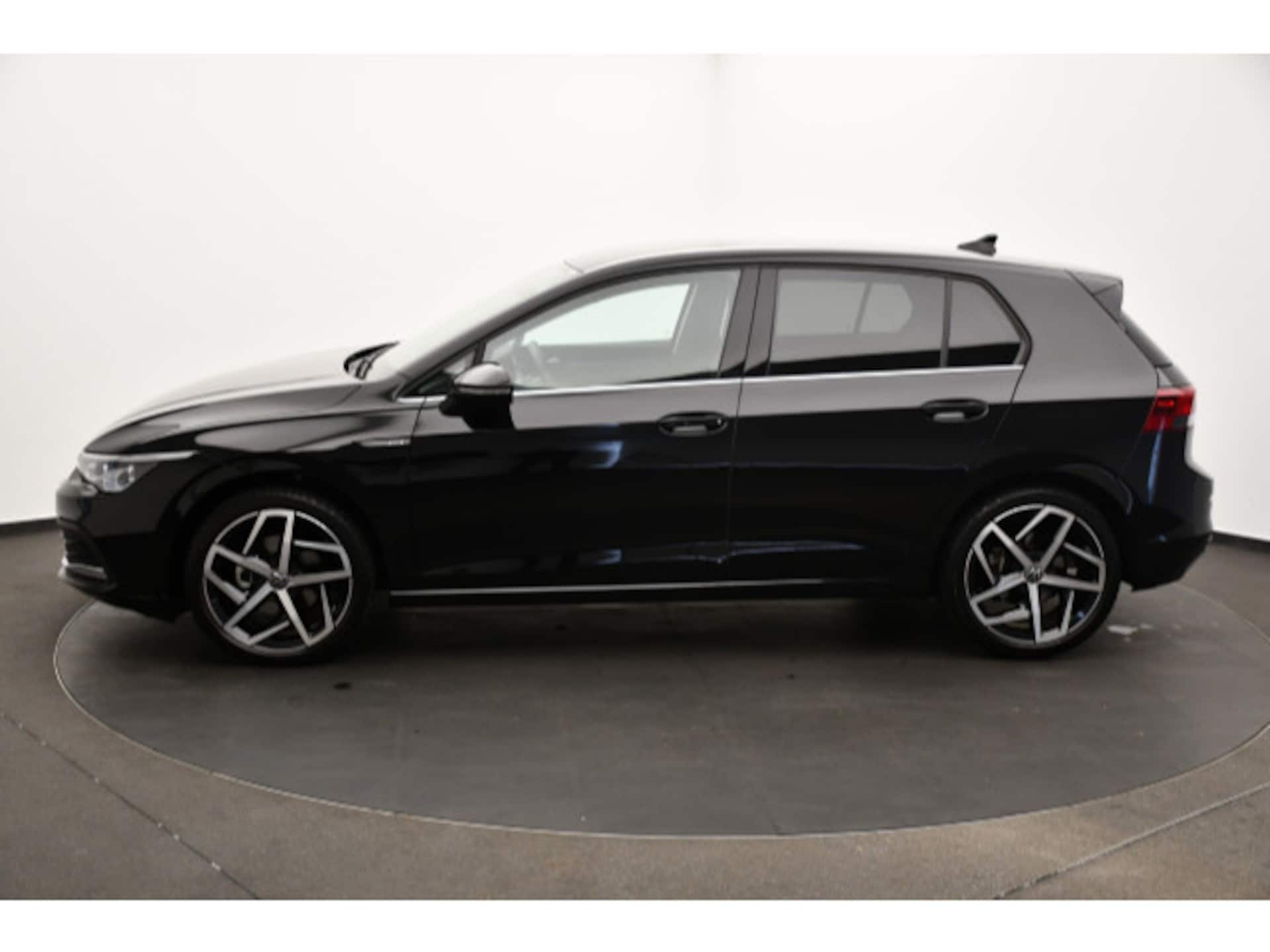 Volkswagen Golf Style