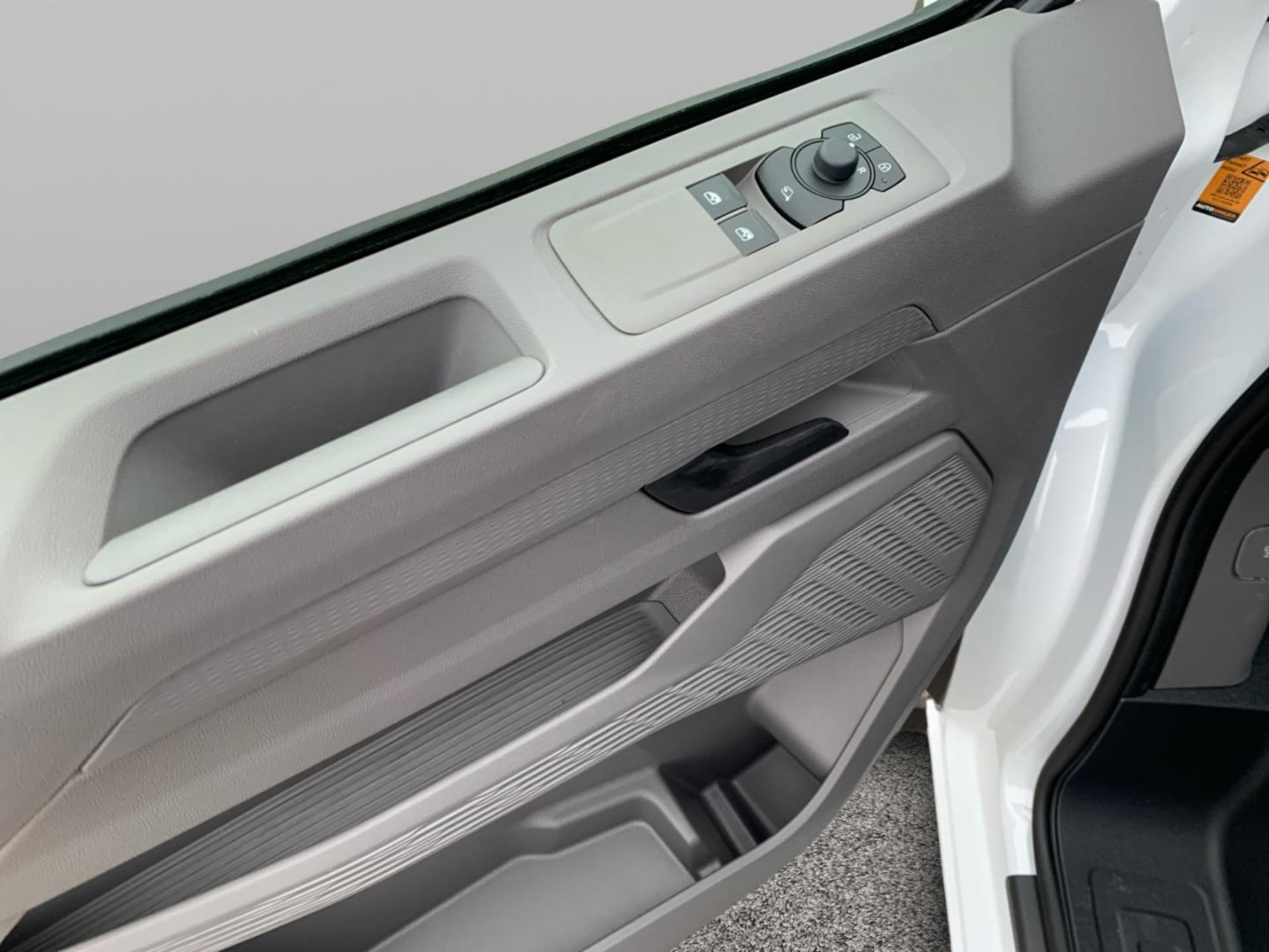 Volkswagen Transporter Kasten langer Radstand