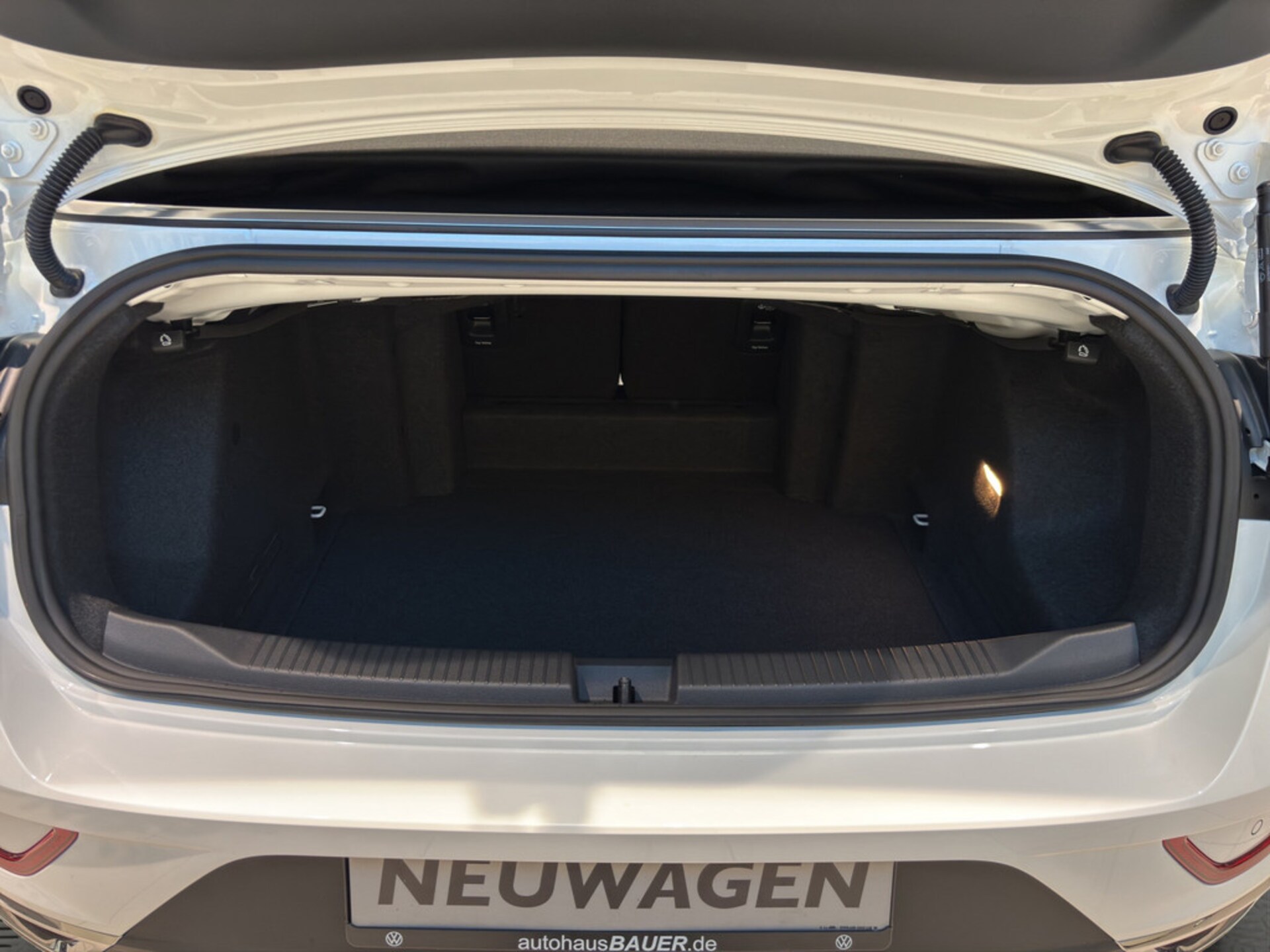 Volkswagen T-Roc Cabriolet Style