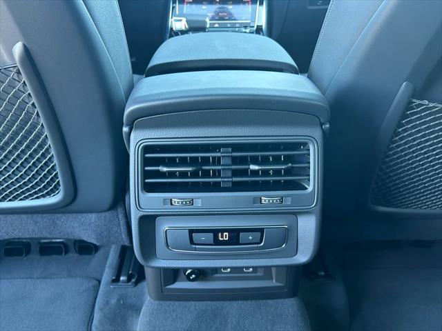 2025 Audi Q8 Premium - Photo 70