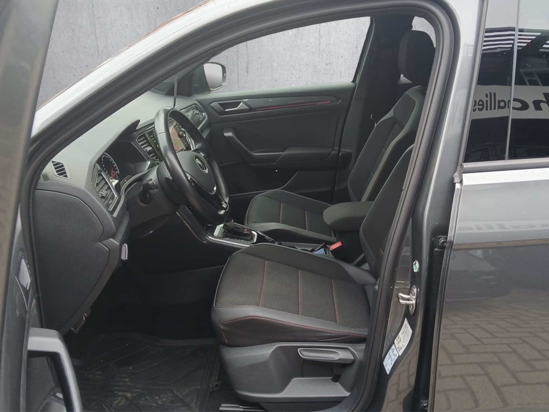 Volkswagen T-Roc Sport