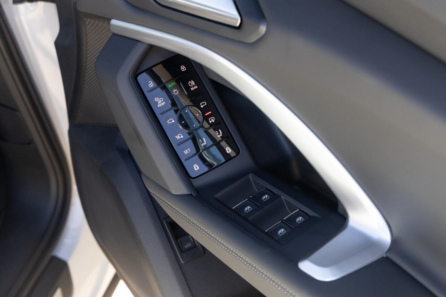 Image about Audi Q5 SUV TDI quattro 150 kW sport