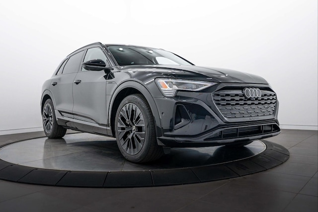 2024 Audi Q8 e-tron