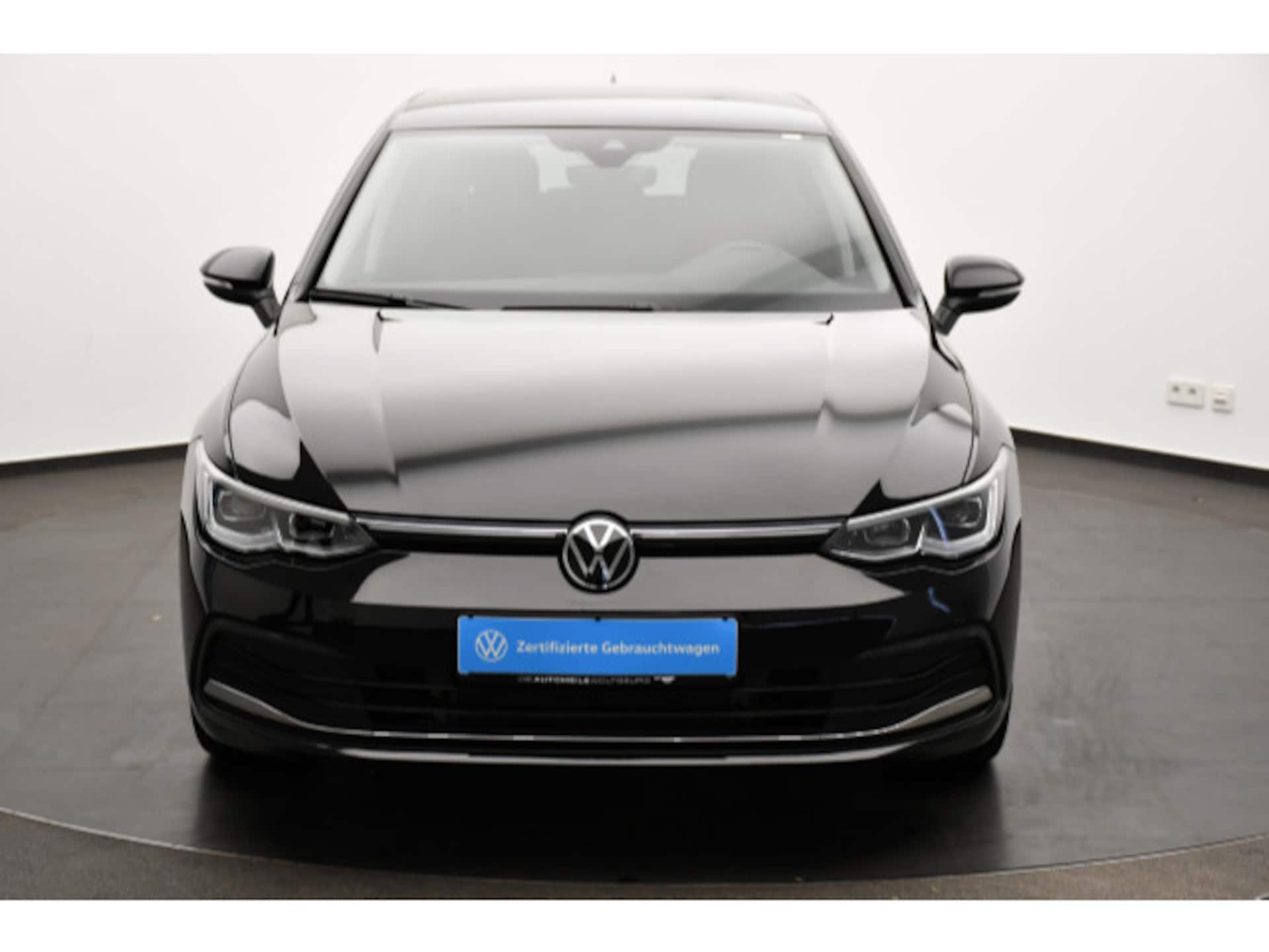 Volkswagen Golf Style