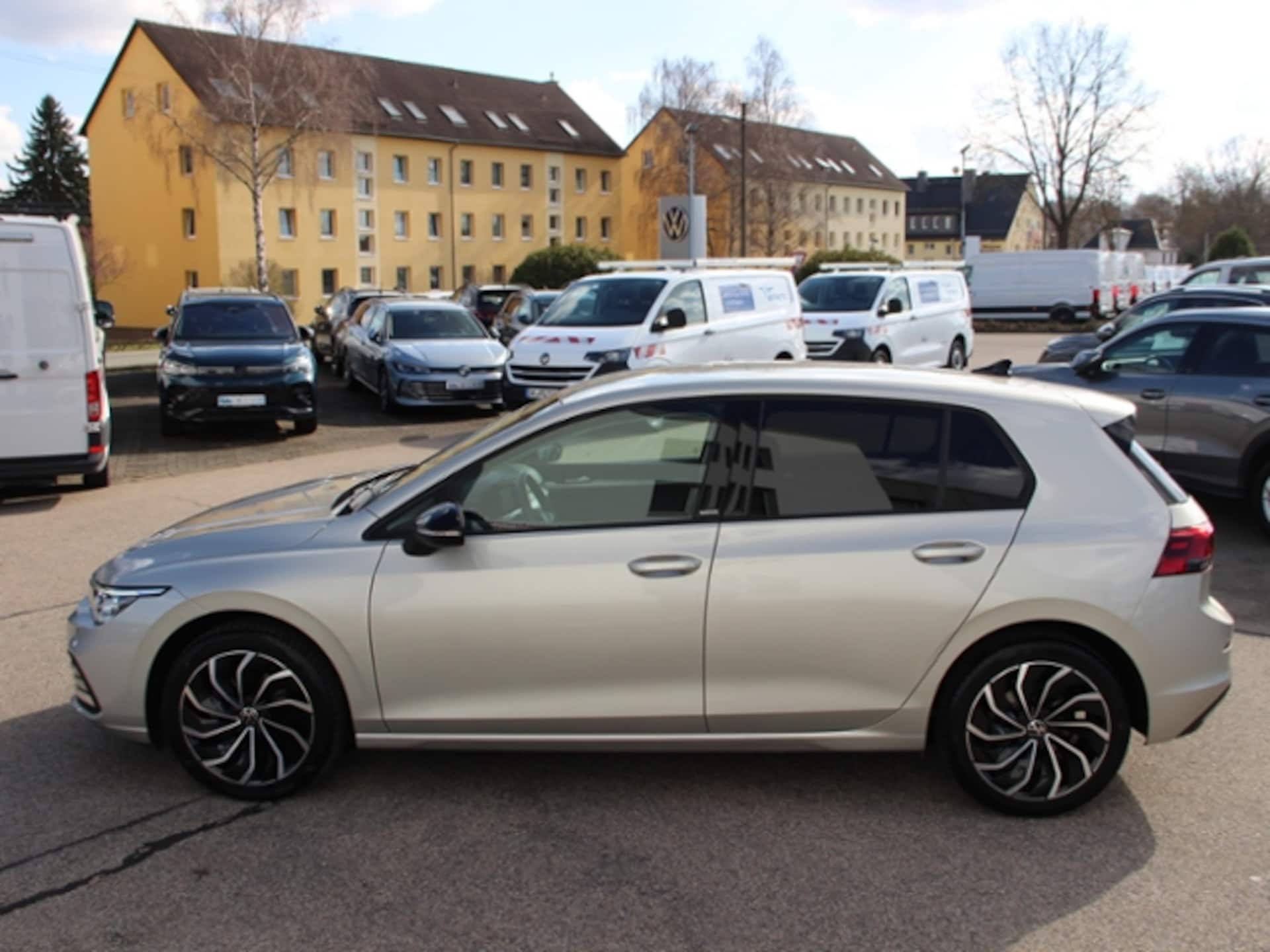 Volkswagen Golf MOVE