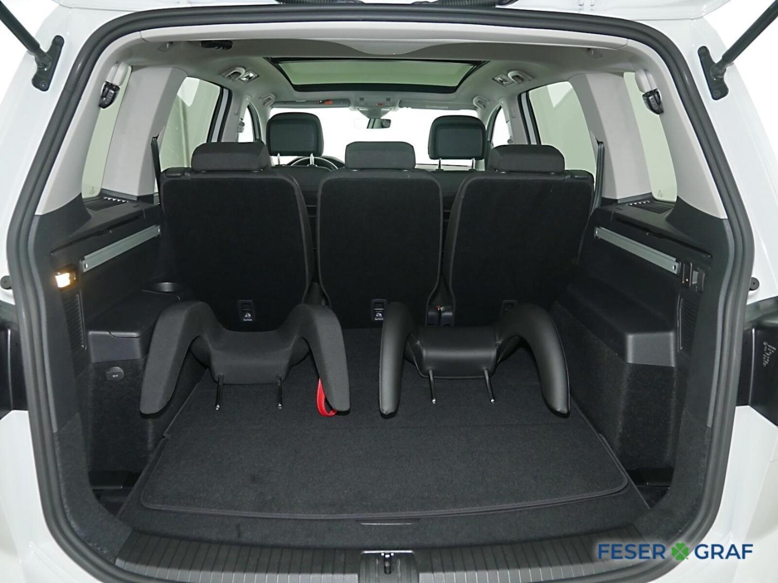 Volkswagen Touran – Bild 10