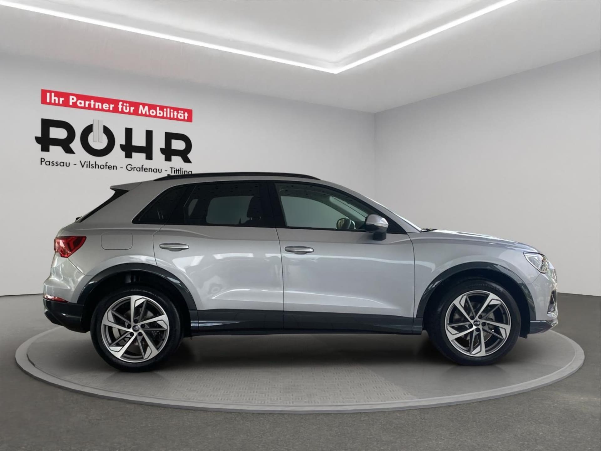 Audi Q3 SUV advanced