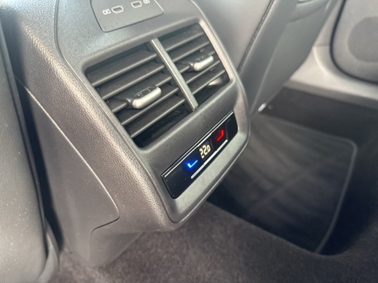 Volkswagen Passat – Bild 18