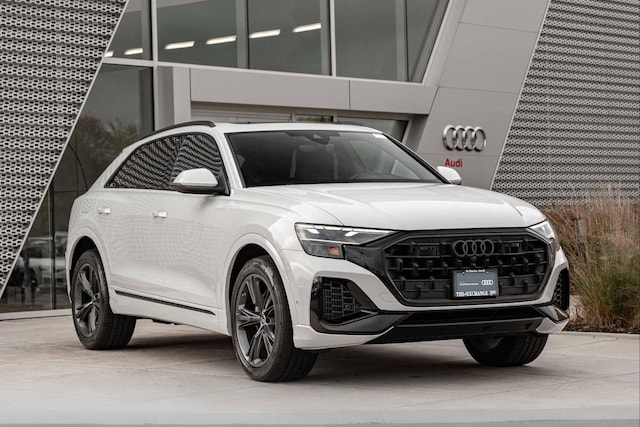 2026 Audi Q8 Premium