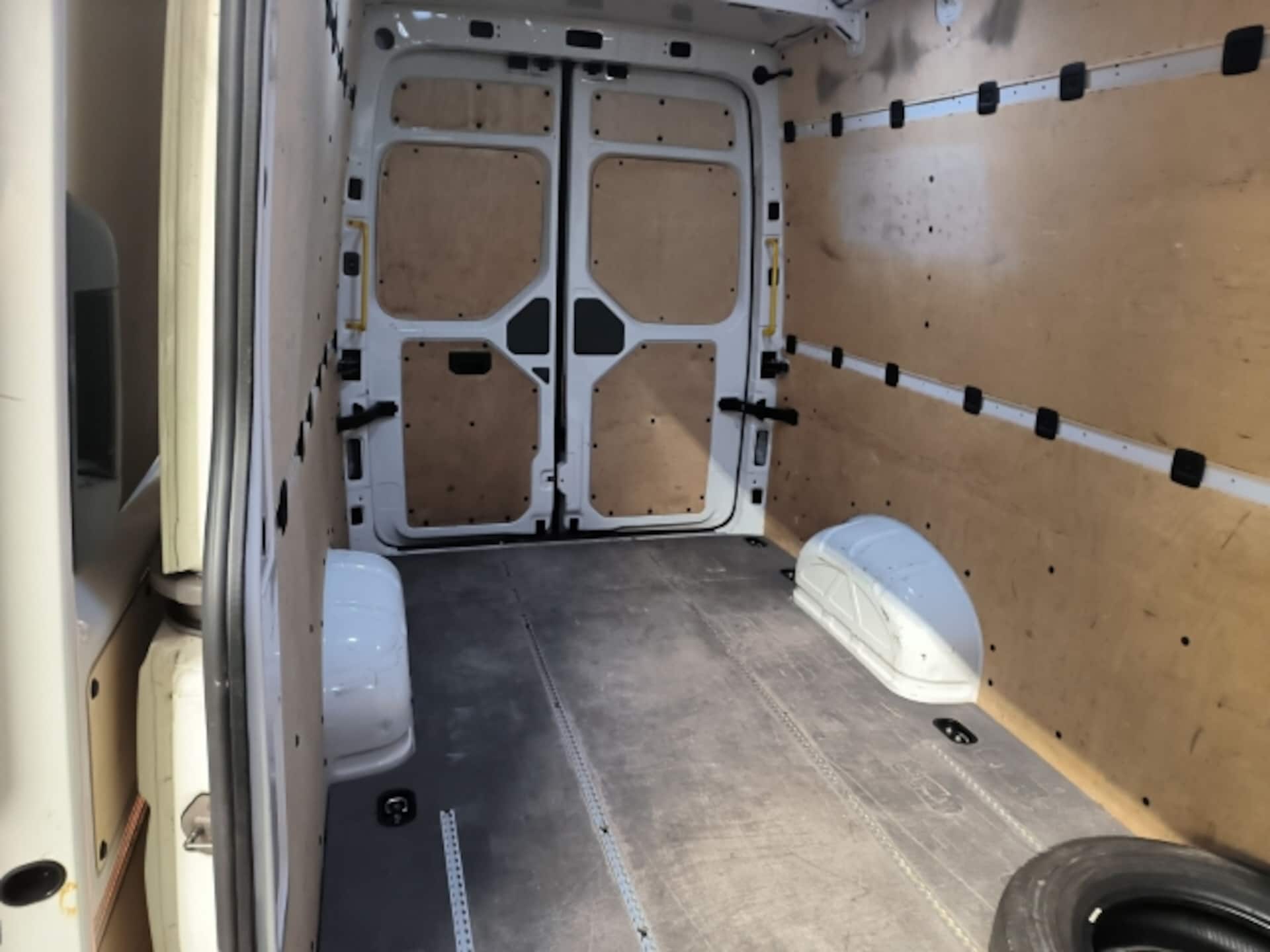 Volkswagen Crafter Kasten langer Radstand