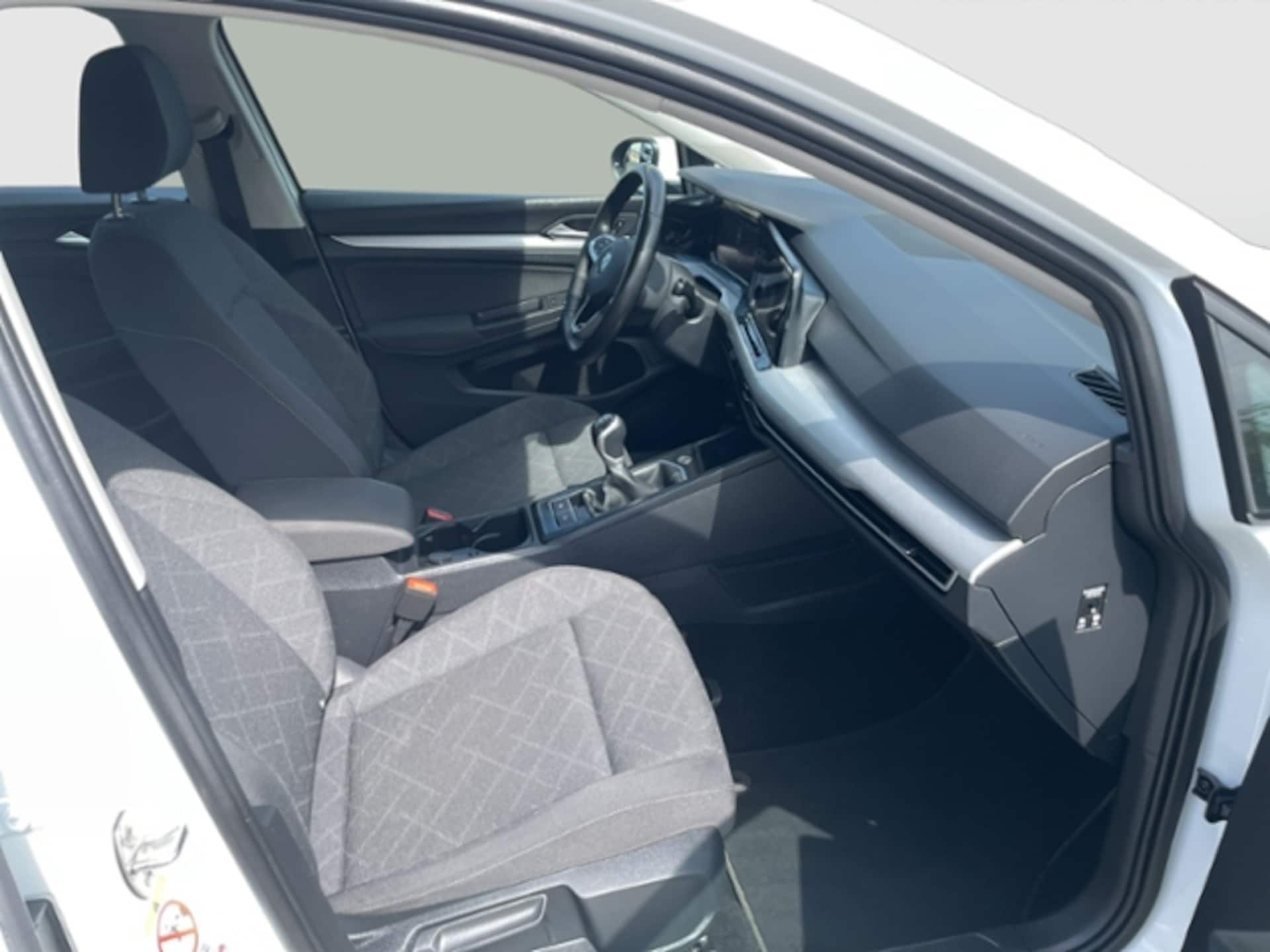 Volkswagen Golf Variant Life