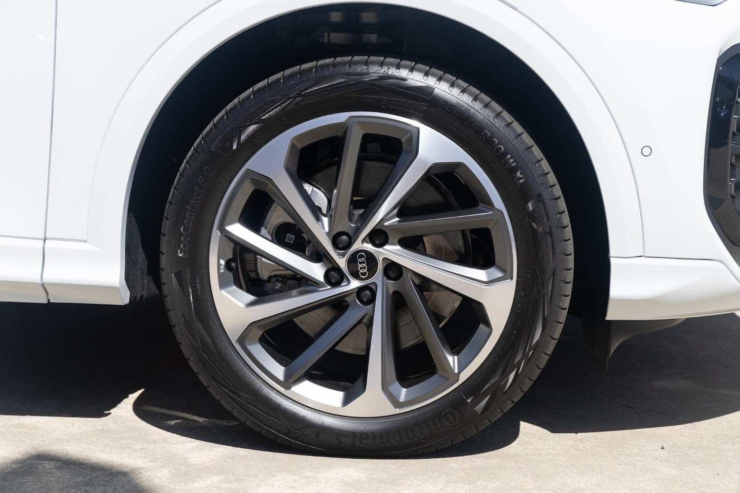 Image about Audi Q5 SUV TDI quattro 150 kW sport