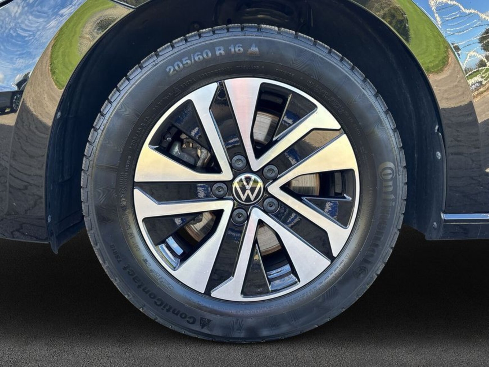 Volkswagen Touran – Bild 7