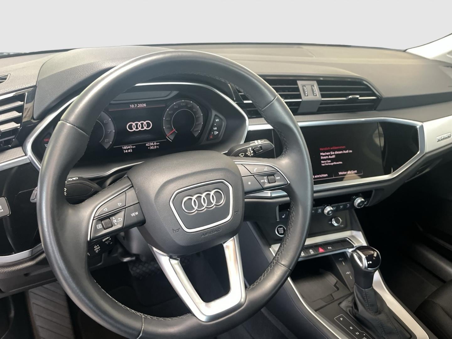 Bild über Audi Q3 Sportback S line 40 TFSI quattro S tronic - für weitere Informationen kontaktieren Sie den Audi Partner