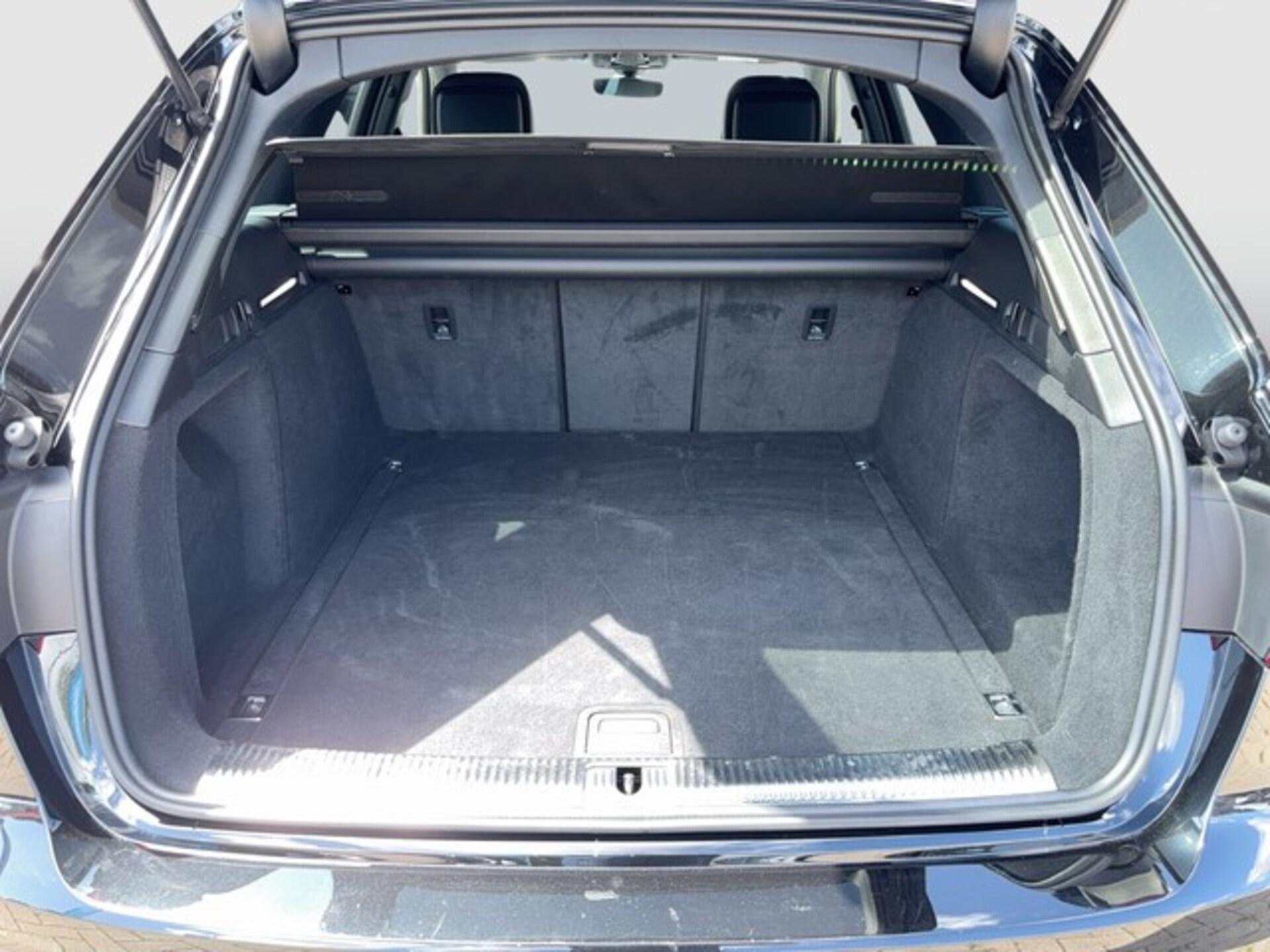 Audi A4 Avant S line