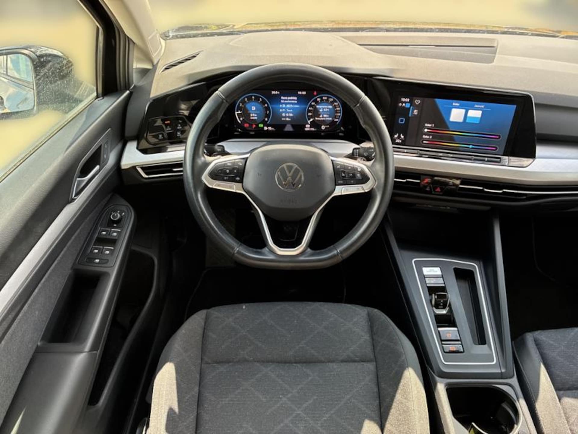 Volkswagen Golf Variant Life