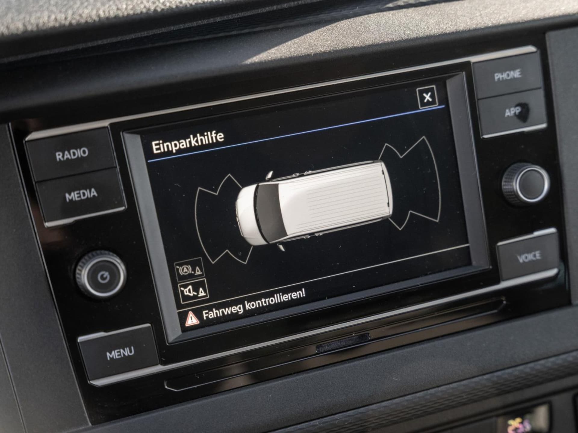 Volkswagen T6.1 Caravelle langer Radstand Trendline