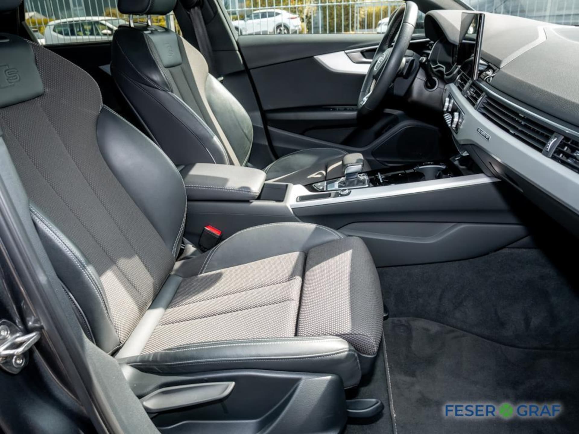 Audi A4 Avant S line