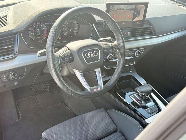 2023 Audi Q5 TFSI e