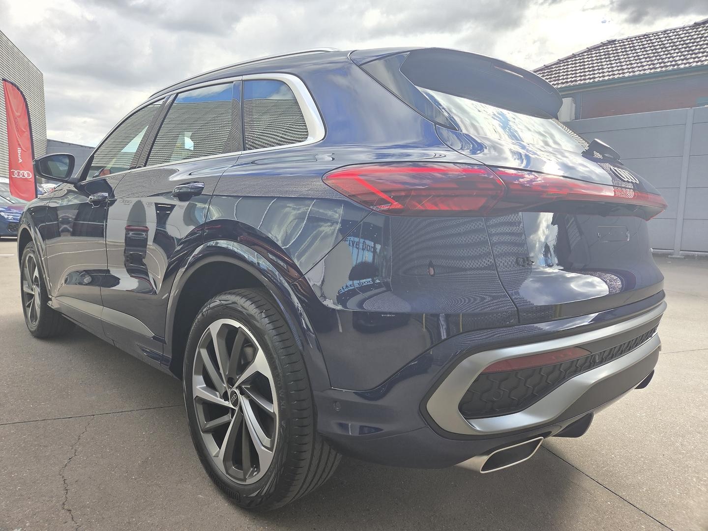 Image about Audi Q5 SUV TFSI quattro 200 kW sport