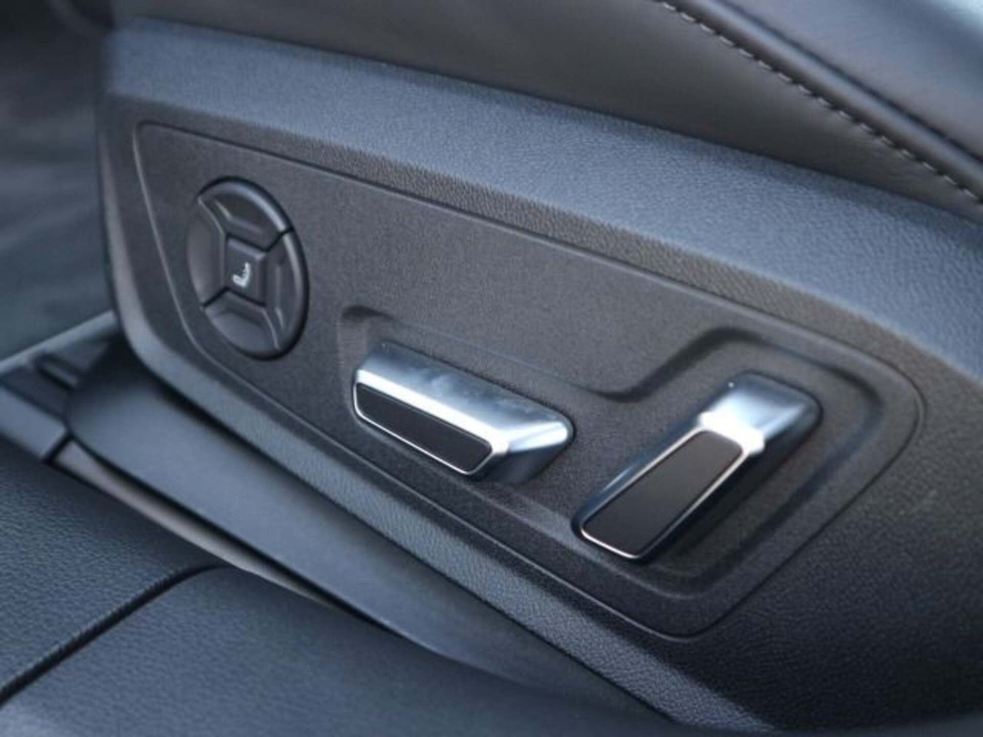 Audi A6 Avant TFSI e Design