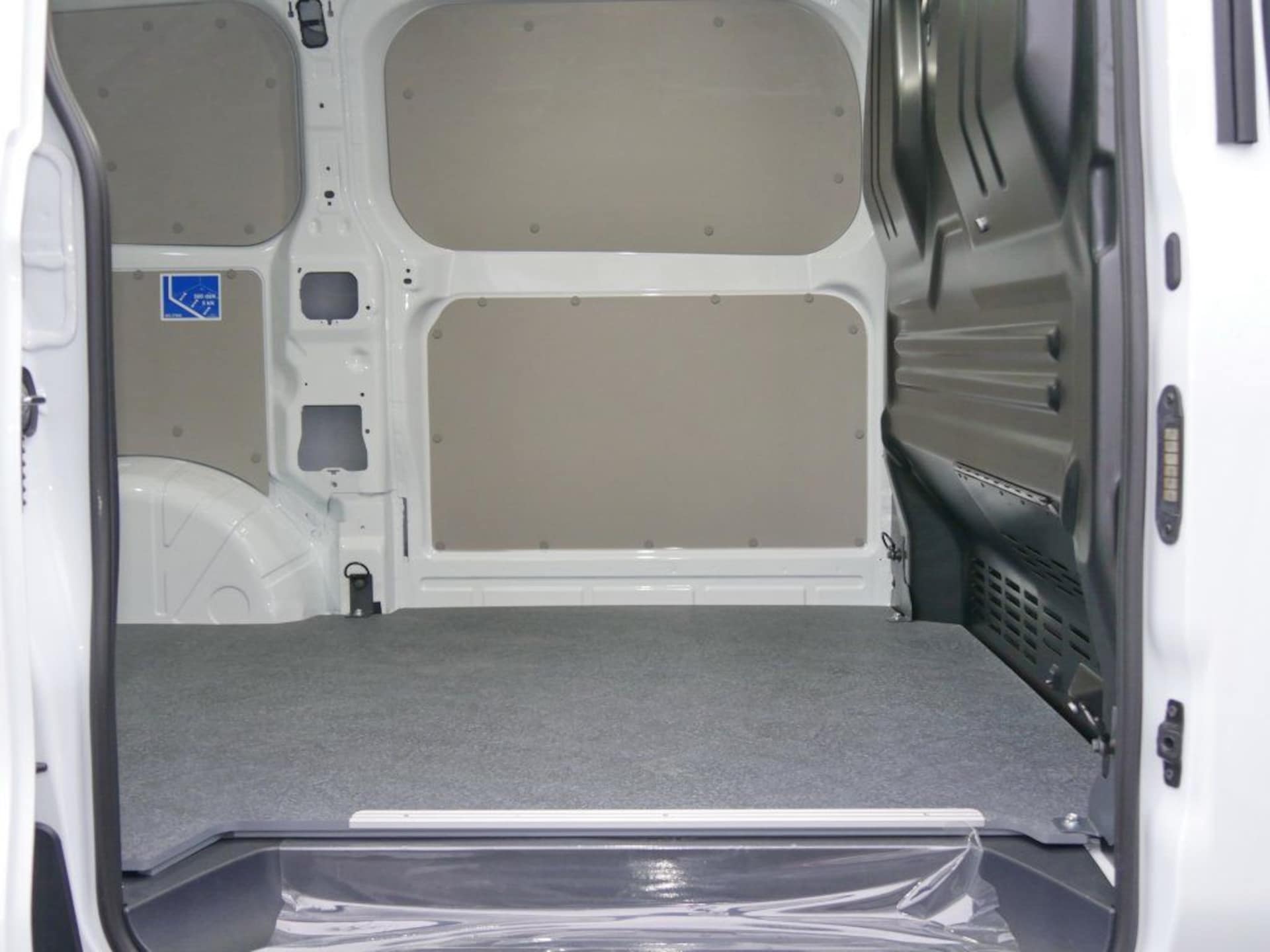 Volkswagen Transporter Kasten kurzer Radstand