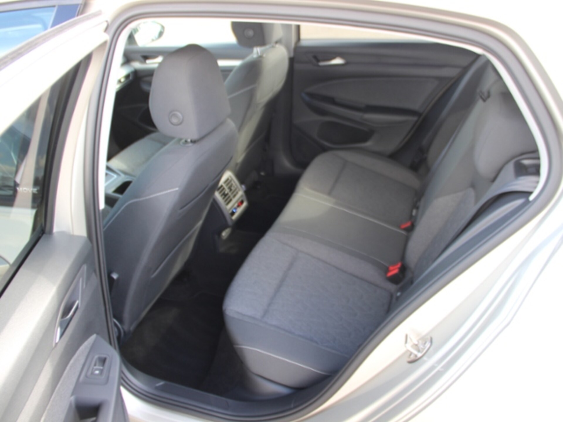 Volkswagen Golf MOVE
