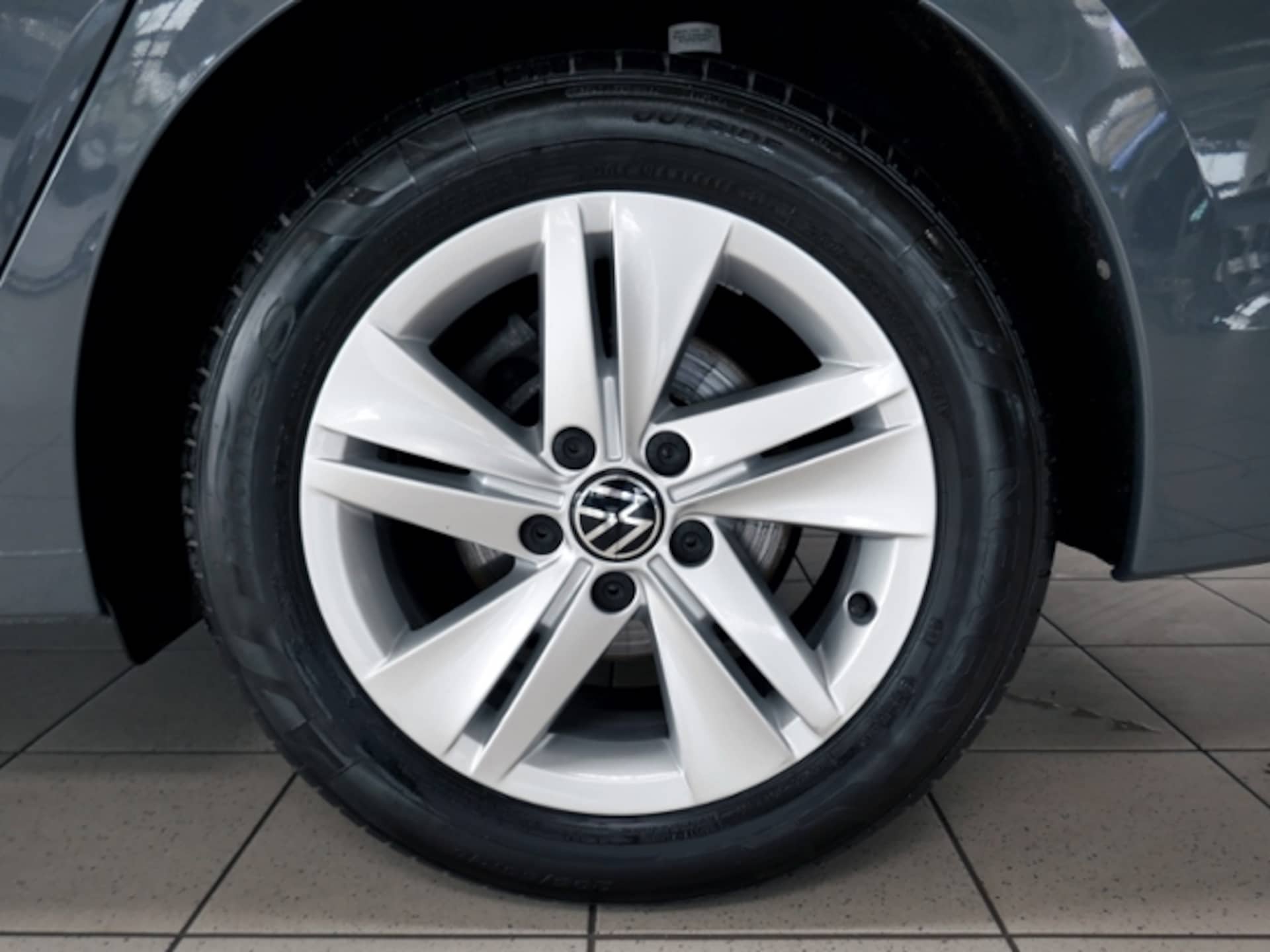 Volkswagen Golf Variant Life