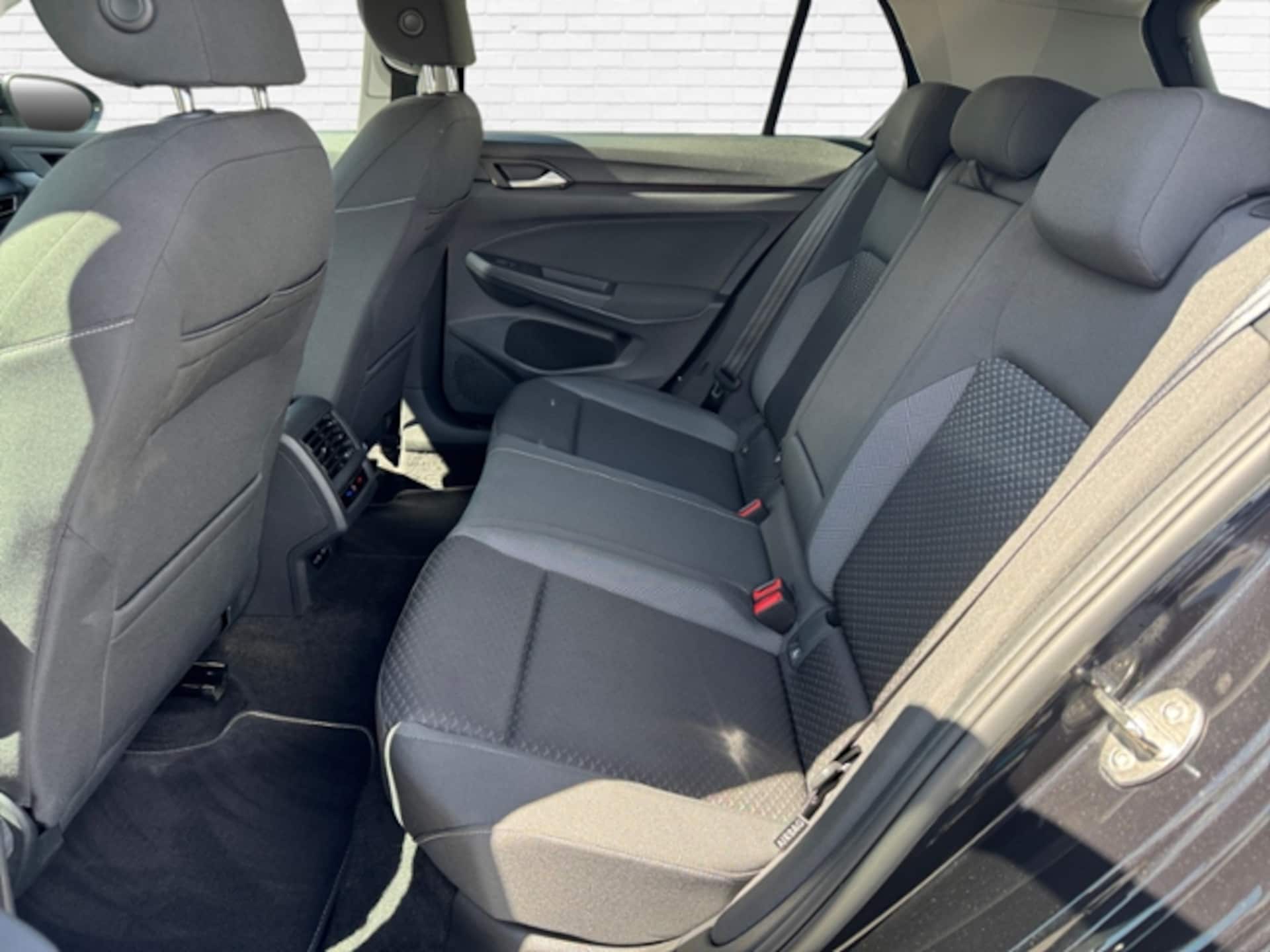 Volkswagen Golf Active