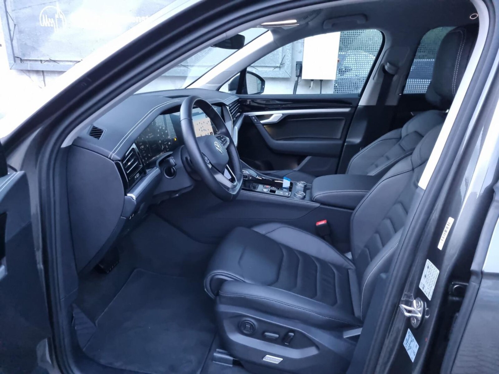 Volkswagen Touareg – Bild 12