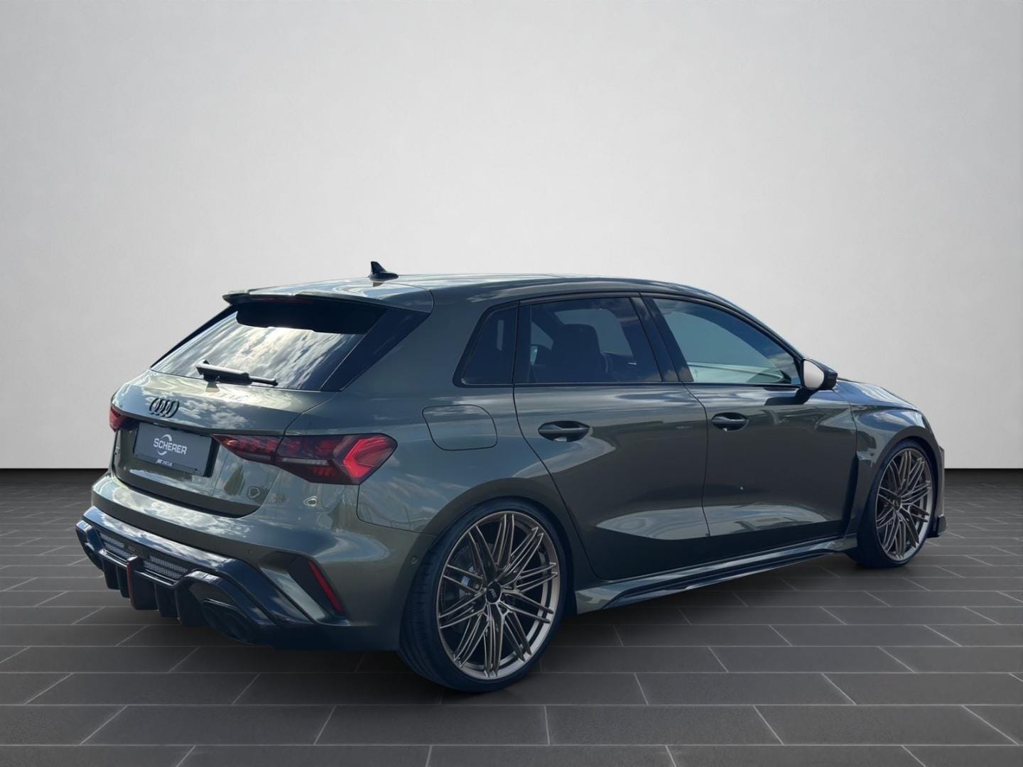 Bild über Audi RS 3 Sportback TFSI quattro 294 kW S tronic - für weitere Informationen kontaktieren Sie den Audi Partner