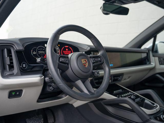 2024 Porsche Cayenne