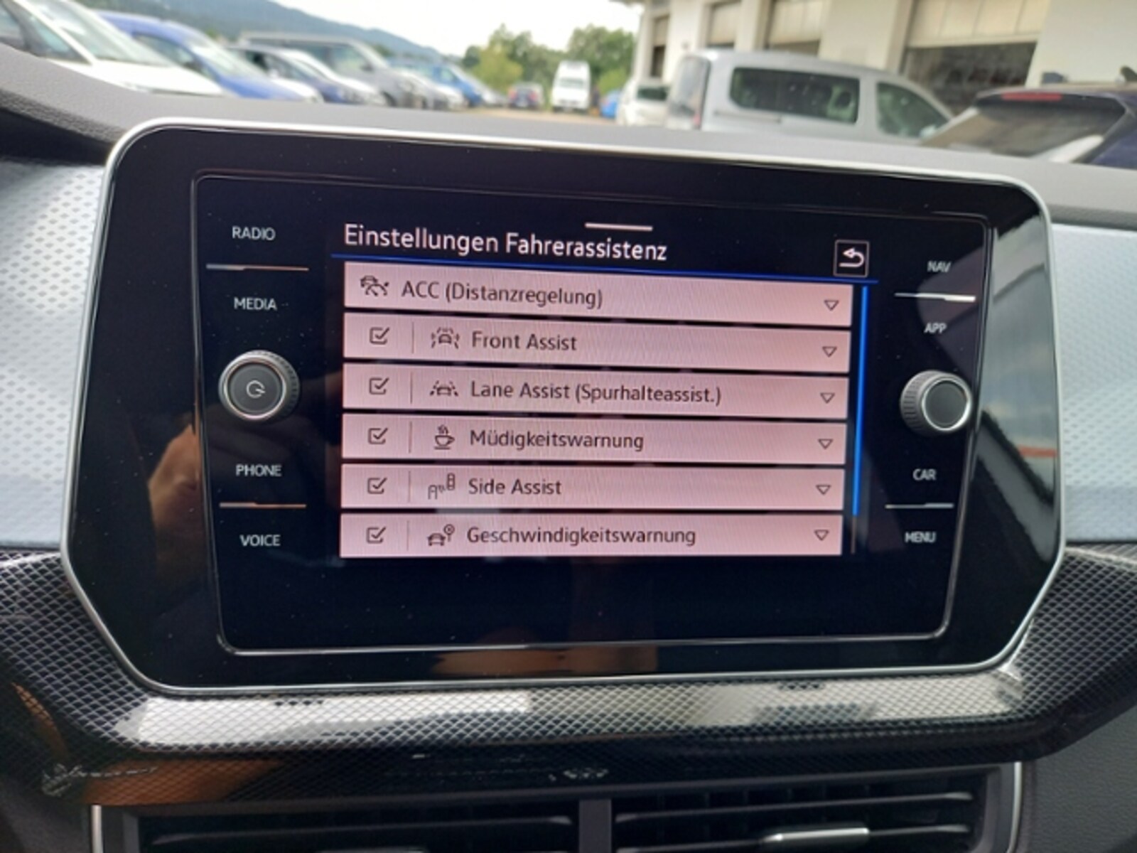Volkswagen T-Cross – Bild 17