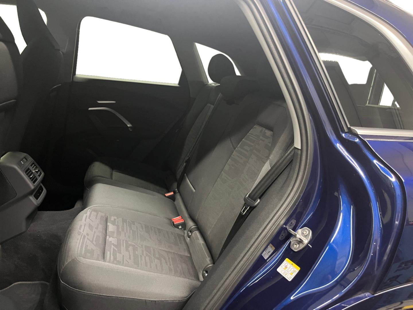 Bild über Audi Q5 SUV TDI quattro 150 kW S tronic - für weitere Informationen kontaktieren Sie den Audi Partner