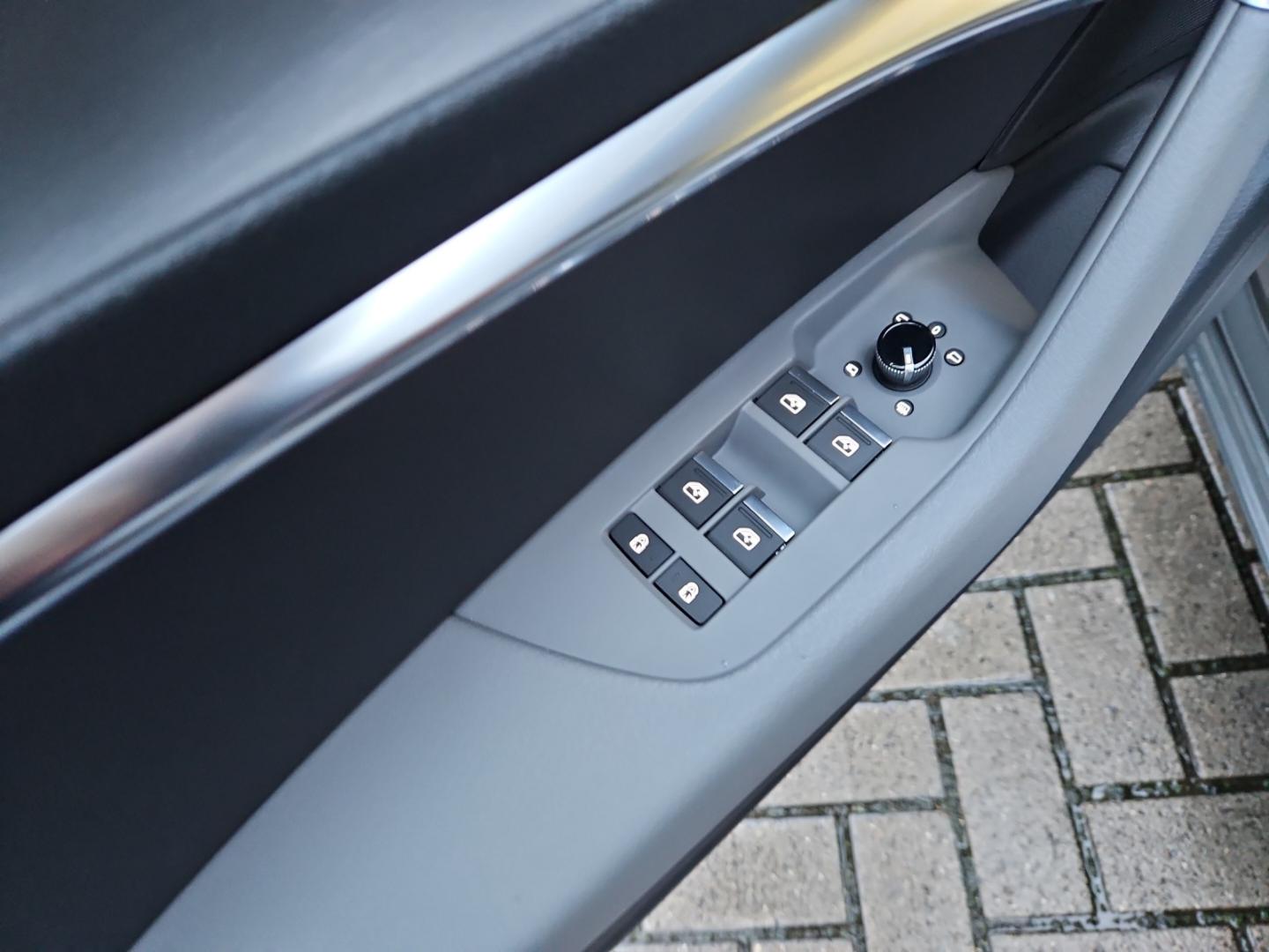 Image about Audi S6 Avant TDI quattro tiptronic