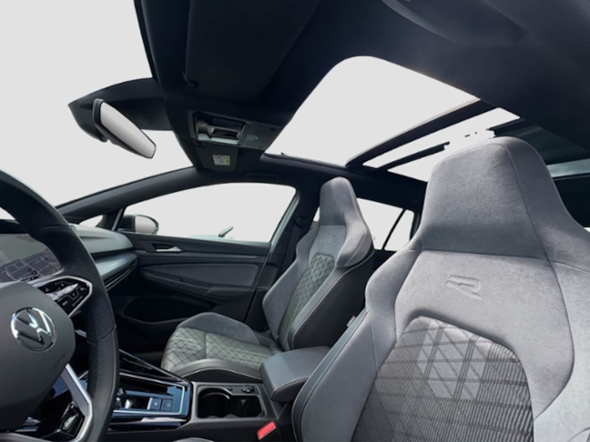 Volkswagen Golf Variant R-Line