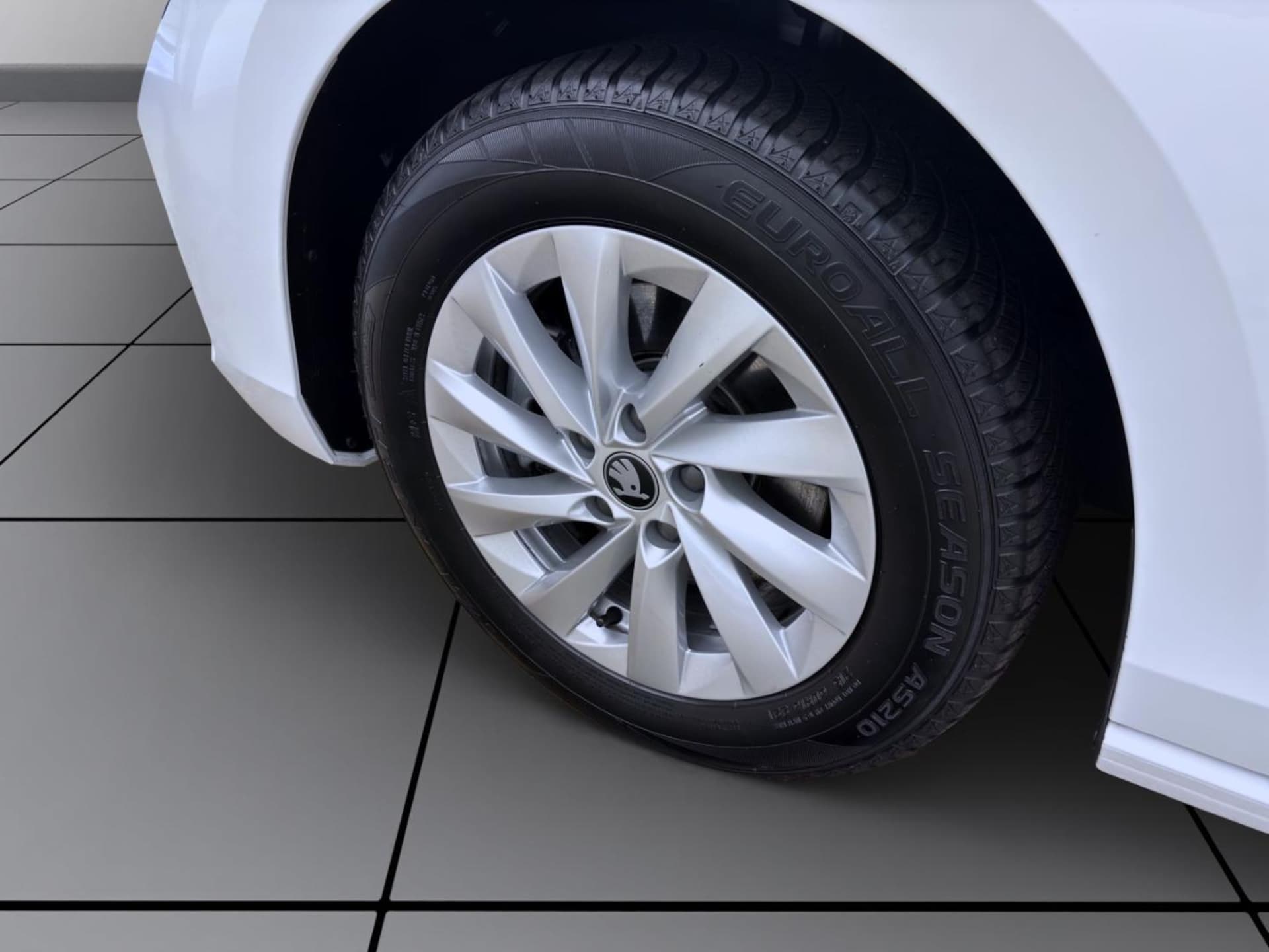 Skoda Superb Combi Essence