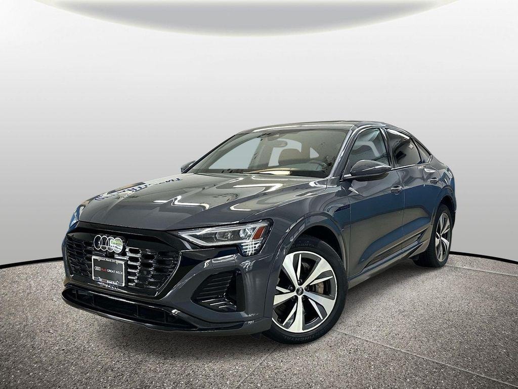 2024 Audi Q8 Sportback e-tron