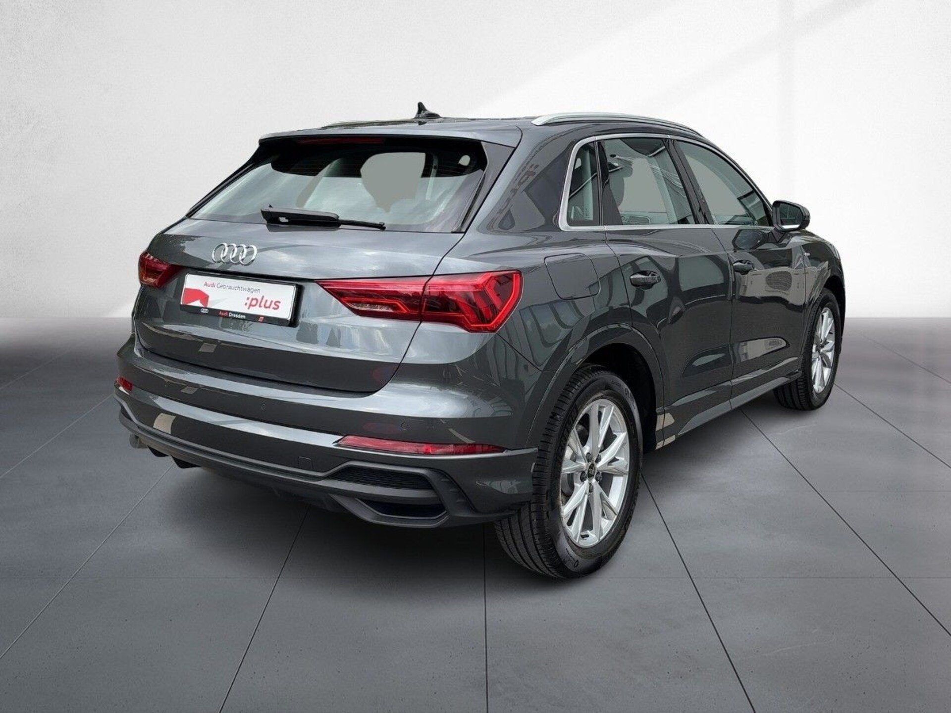 Audi Q3 SUV S line