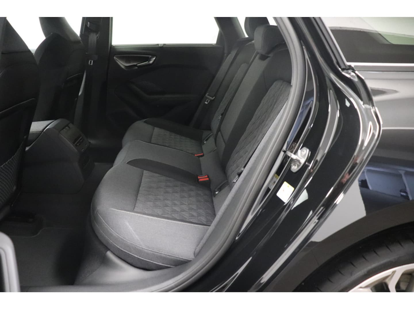 Bild über Audi A5 Avant TDI quattro 150 kW S tronic - für weitere Informationen kontaktieren Sie den Audi Partner