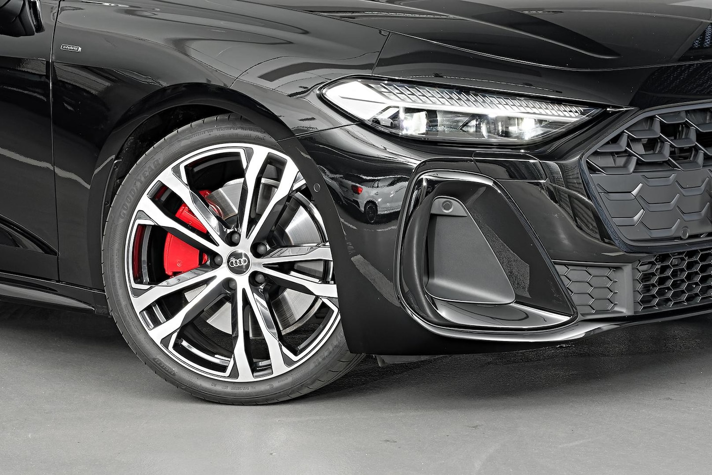 Image about Audi A5 Avant TFSI e e-hybrid quattro 270 kW S tronic