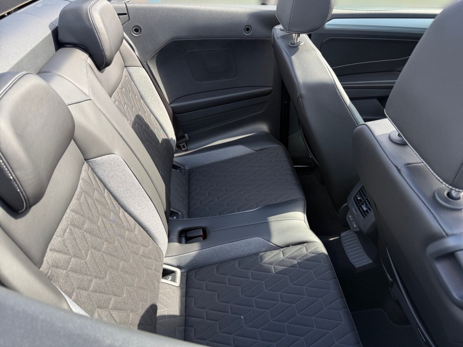 Volkswagen T-Roc Cabriolet – Bild 13