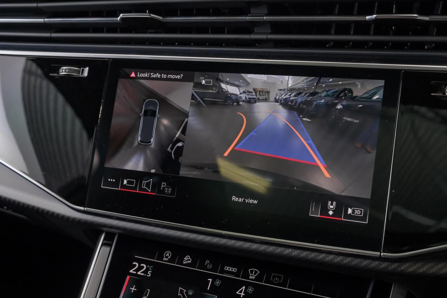 Image about Audi SQ7 SUV TFSI quattro tiptronic