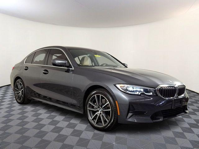Photo of 2021 BMW 330i