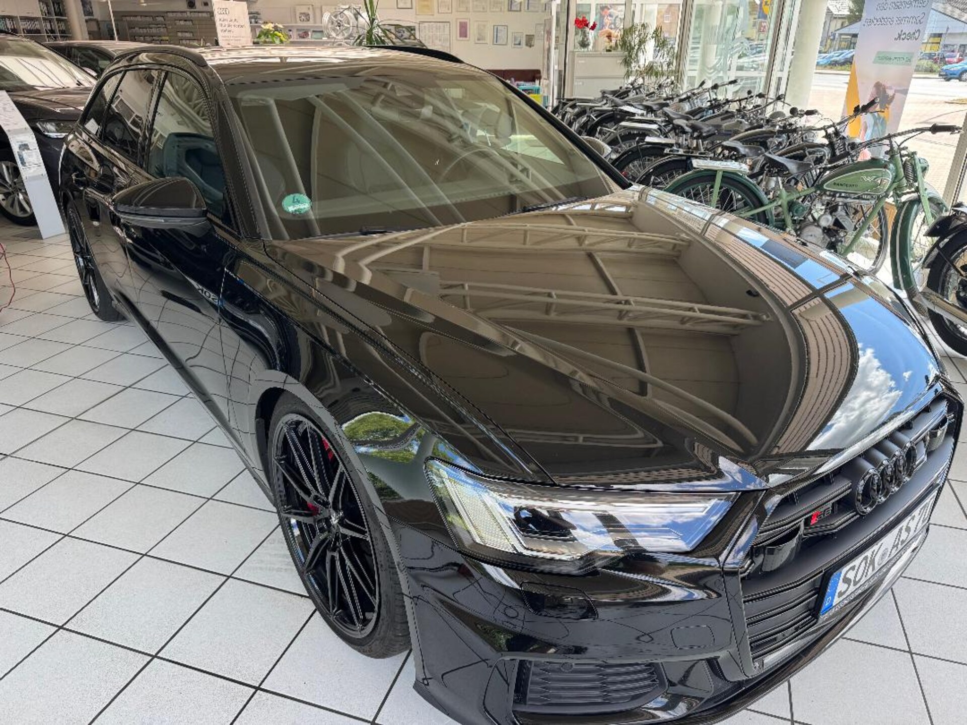 Audi S6 Avant