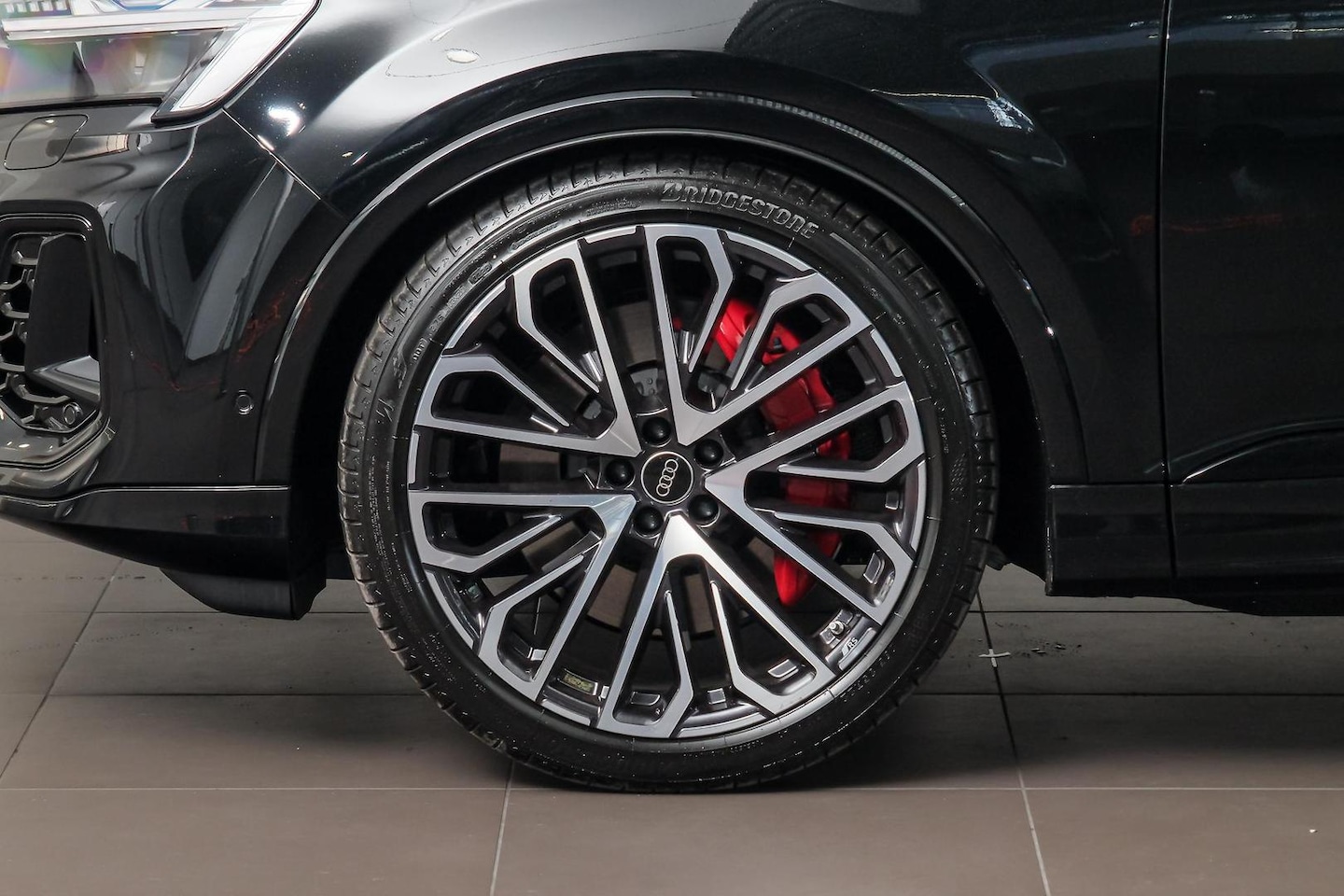 Image about Audi SQ7 SUV TFSI quattro tiptronic
