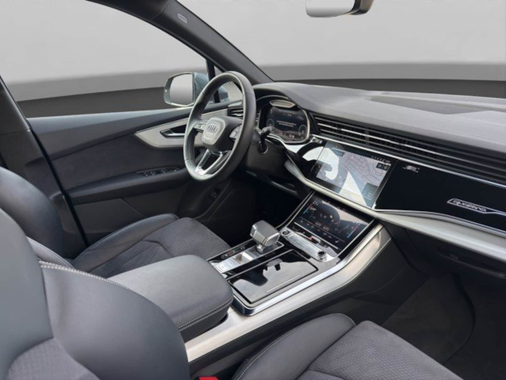 Audi Q7 SUV TFSI e S line